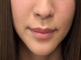 素人娘の全裸図鑑20 今時の女の子11名が恥らいながら脱衣していく様子をじっくり撮影した、変態紳士のためのヘアヌードコレクション　サンプル画像20